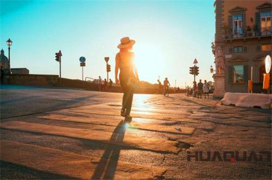 華全動力獨(dú)自漫步