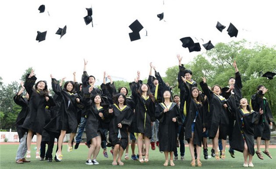 無奮斗，不青春！華全人用自己的方式迎接五四青年節！